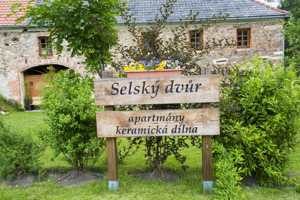 Selsky Dvur Apartment Kájov Exterior foto